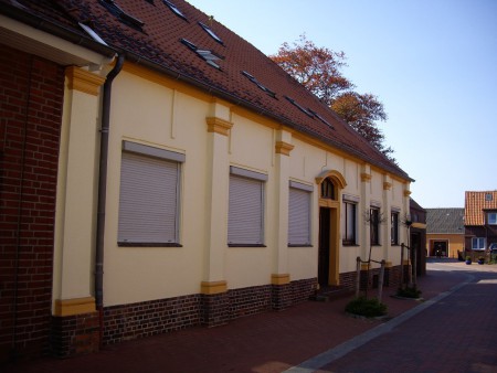 Strassenansicht des Amtshauses